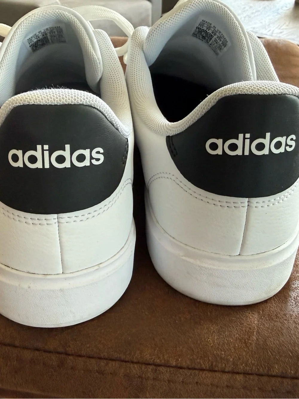 Adidas Advantage 2.0 White Men's Low-Top Casual Sneakers. 11.5